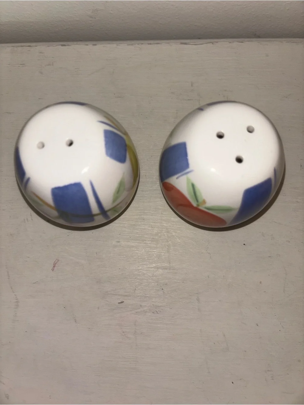 Heritage Mint Harvest Salt & Pepper shakers